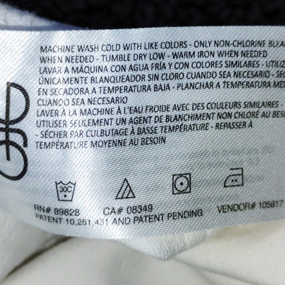 Jessica Simpson Women's Cropped Wide Leg High Rise White Jeans Pants 2x30 - Picture 3 of 6